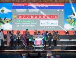 Bank bjb Dukung Suksesnya Penarikan Undian Simpeda dan Seminar Nasional BPDSI di Pontianak