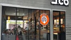 J.CO Donuts & Coffee Buka Lowongan Kerja untuk Posisi Crew Store di Serang